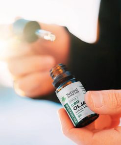 Vår 5% CBD olja används av nöjd kunder 4